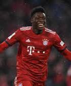 بايرن يؤكد تعرض ديفيز لإصابة عضلية خلال مباراة فرانكفورت