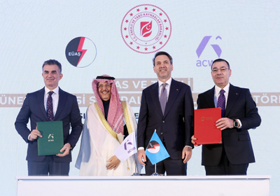 "أكوا باور" تستثمر ملياري دولار بمحطات طاقة شمسية 