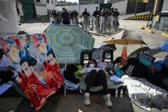 200 سجين سياسي في فنزويلا يعلنون إضرابًا عن الطعام