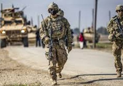 القوات الأميركية تبدأ الانسحاب من قاعدة رئيسية في شمال شرق سوريا