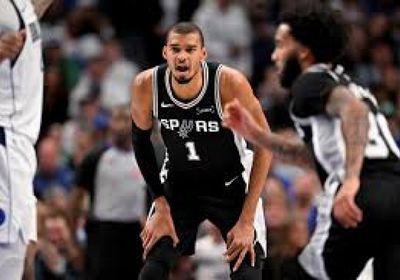 مافريكس يهزم بيسرز ويُوقف سلسلة من عشر هزائم متتالية