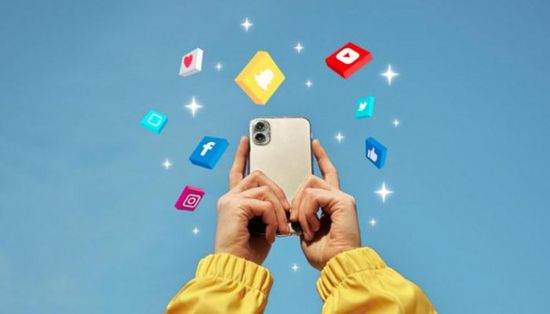 الهند تدرس فرض قيود عمرية على "السوشيال ميديا"