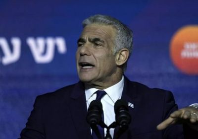 رغم تحفظ واشنطن.. زعيم المعارضة الإسرائيلية يدعو لضربة قاسية على إيران