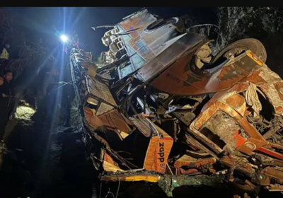 مقتل 19 شخصاً إثر حادث مروري في نيبال