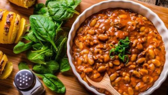 أهمية تناول الفول في السحور