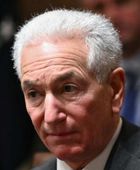 فرنسا تقيد صلاحيات السفير الأمريكي لديها