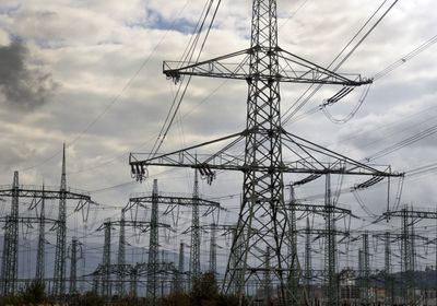 براتيسلافا تقطع الكهرباء عن كييف بعد توقف النفط الروسي