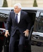 نقل رئيس الوزراء النرويجي السابق إلى المستشفى