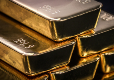 الذهب يتراجع 49 دولاراً بضغط الدولار و"جني الأرباح"