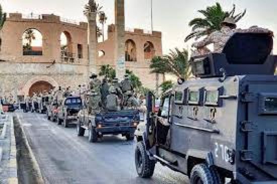 مسلحون يقتحمون مقرات مؤسسات قضائية بطرابلس