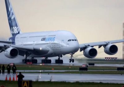 "إيرباص" تهاجم "برات آند ويتني" وتخفض مستهدفاتها