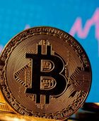 "إنتيسا سان باولو" يرفع رهانه على العملات المشفرة