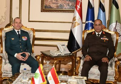 وزير الدفاع المصري يلتقي قائد الجيش اللبناني