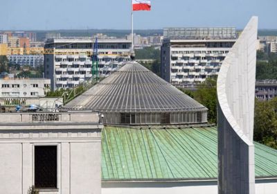 "تحسباً للحرب".. رئيس بلدية وارسو: بدء تخزين الإمدادات الحربية بمترو الأنفاق