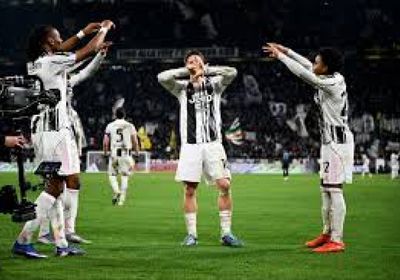 يوفنتوس يكتسح جالاتا سراي بثلاثية بدوري الأبطال