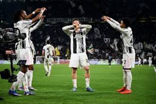 يوفنتوس يكتسح جالاتا سراي بثلاثية بدوري الأبطال