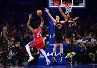 سبيرز ينتفض في الربع الرابع ويهزم رابتورز ويحقق الانتصار العاشر تواليًا