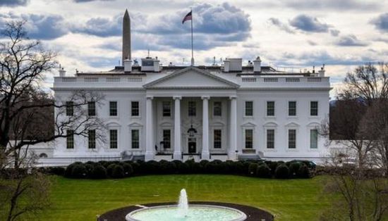 البيت الأبيض يهاجم دراسة "فيدرالي نيويورك" حول الرسوم