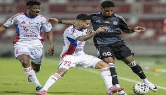 ثنائية فقير تقود الجزيرة لفوز ساحق 5-صفر على الشارقة بالدوري الإماراتي