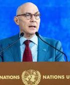 فولكر تورك يعرب عن قلقه البالغ من تصعيد عسكري في الشرق الأوسط