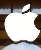 سهم "أبل" ينفصل عن تقلبات "ناسداك" ويتحول لملاذ آمن