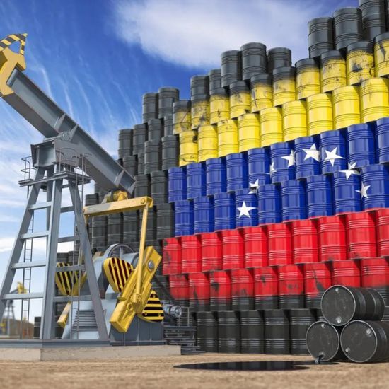 واشنطن تتوقع قفزة في إنتاج نفط فنزويلا بنسبة 40%