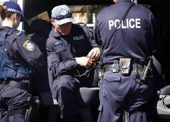 أستراليا تعتقل شابًا متهمًا بالتخطيط لعمل إرهابي