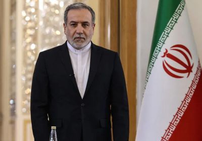 وزير الخارجية الإيراني يؤكد: فقدنا بعض القادة