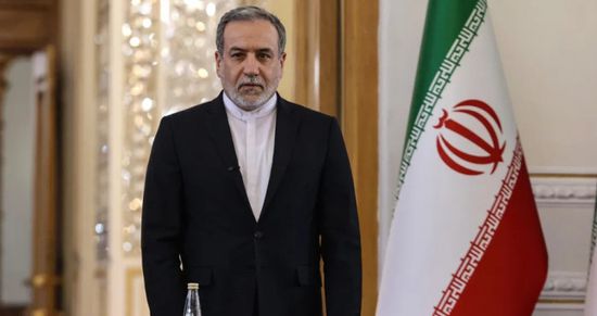 وزير الخارجية الإيراني يؤكد: فقدنا بعض القادة
