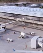 طائرة مسيرة تستهدف مطار الكويت الدولي