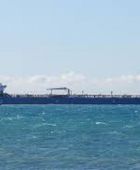 مئات الناقلات والسفن تتوقف في الخليج مع تصاعد الحرب