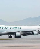 "كاثاي جروب" تعلّق عملياتها في الشرق الأوسط وتغير مسار رحلاتها