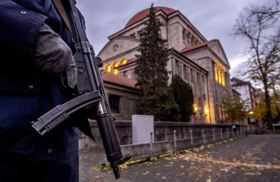 ألمانيا ترفع درجة الحذر الأمني لحماية المنشآت اليهودية