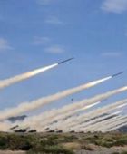 حزب الله يطلق قذائف صاروخية على إسرائيل