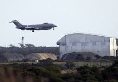 وزيرة الخارجية البريطانية: مسيّرة أصابت مدرج القاعدة البريطانية في قبرص