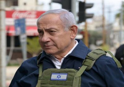 نتنياهو يتفقد موقع سقوط الصواريخ الإيرانية في بيت شيمش بالقدس