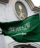 السعودية تعلن استهداف السفارة الأمريكية بالرياض دون إصابات