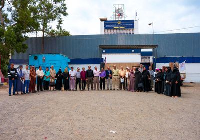 وقفة لموظفي الجمعية العمومية للانتقالي في العاصمة عدن