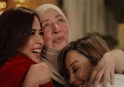 نقيب المهن التمثيلية يكشف أجر إعلان عبلة كامل.. لن تصدق