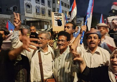 وقفة احتجاجية للمطالبة بإطلاق سراح المعتقلين الجنوبيين أمام معاشيق