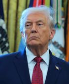    ترامب يوجه بحماية ناقلات النفط عبر مضيق هرمز