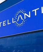 "ستيلانتيس" تسجل أول خسارة سنوية في تاريخها