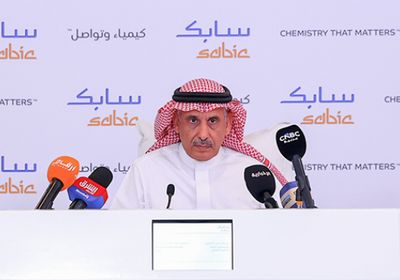 "سابك" تعزز محفظة أصولها باتفاقيات بيع دولية 