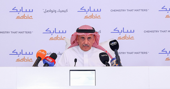 "سابك" تعزز محفظة أصولها باتفاقيات بيع دولية 