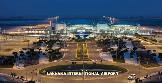 بعد رصد جسم مشبوه.. قبرص تغلق المجال الجوي فوق لارنكا مؤقتاً