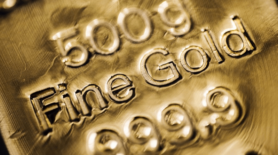 الذهب يواصل الصعود والفضة تعمق خسائرها الأسبوعية