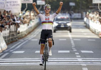 الإمارات للدراجات في صدارة تصنيف الاتحاد الدولي