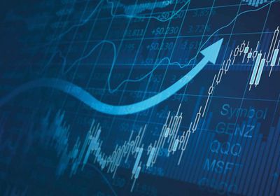 سهم "دل" يقفز 12% مع طفرة في طلبيات الخوادم