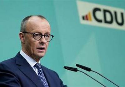 المستشار الألماني يحذر من انهيار إيران ومن موجة هجرة خارج السيطرة