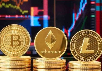 تباين أداء العملات المشفرة مع ميل إلى الانخفاض